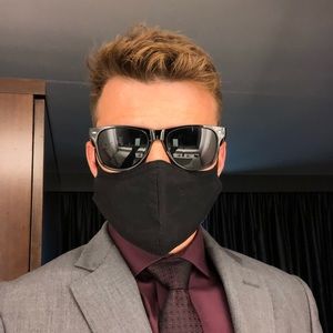 Meet your Posher, Sam